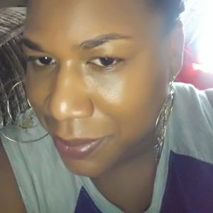 Meet your Posher, Anya